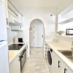 Sr Adelina's Panoramic Sea View Calahonda Daire