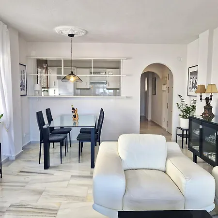 Sr Adelina's Panoramic Sea View Calahonda Daire *
